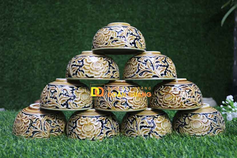 Phu Dung flower print bowl